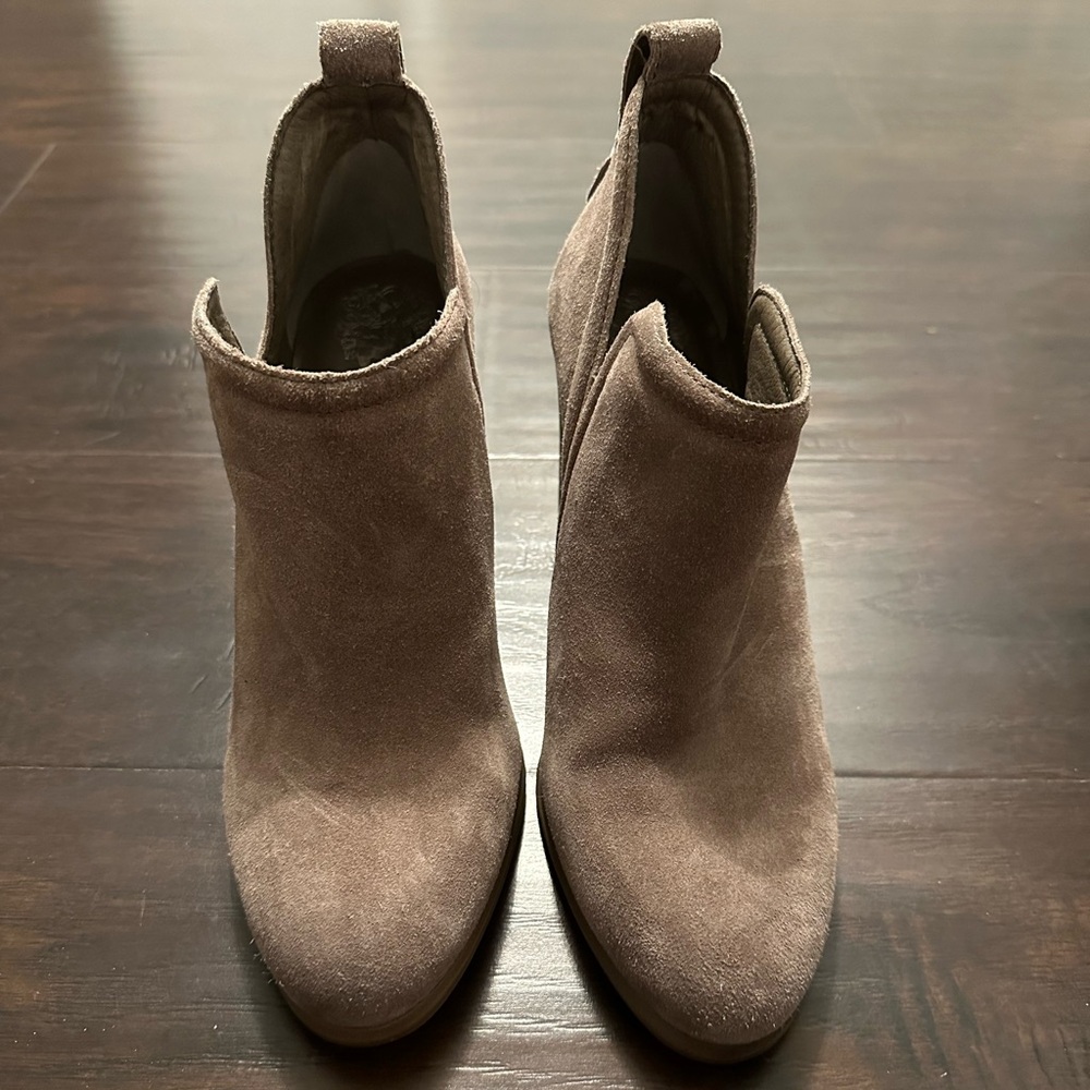 Stylish Tan Suede Ankle Boots